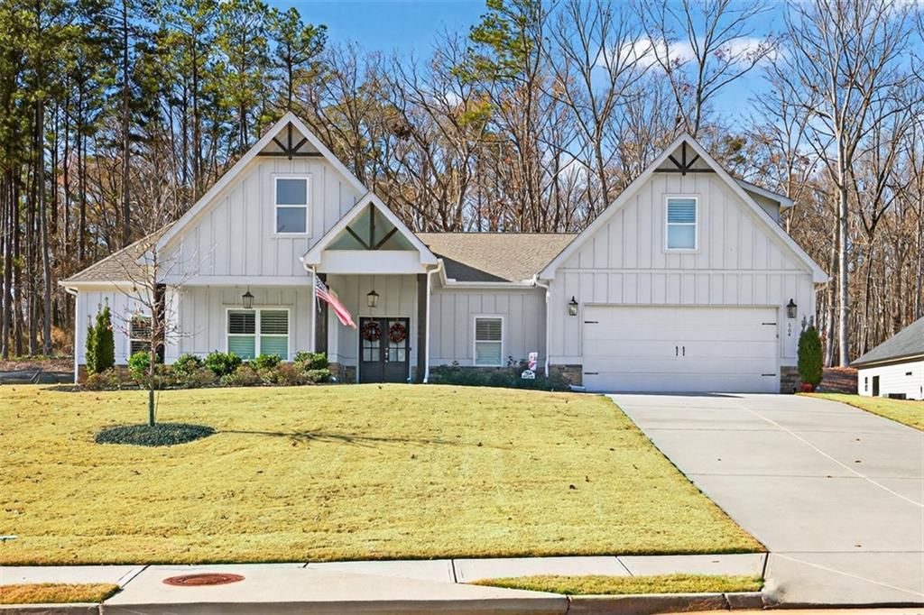 564 White Oak Way, Monroe, GA 30655