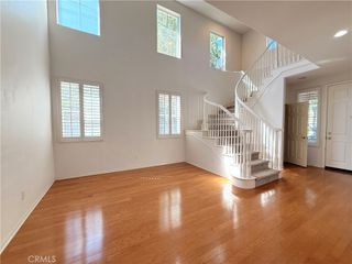 19988 Via Joyce dr, Saugus, CA 91350