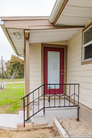 210 Bronco, Seguin, TX 78155