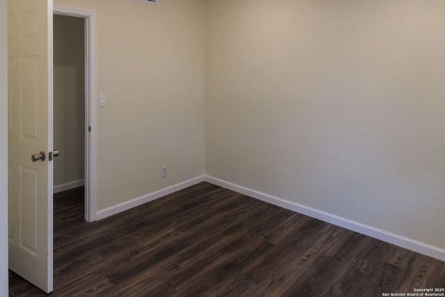 210 Bronco, Seguin, TX 78155