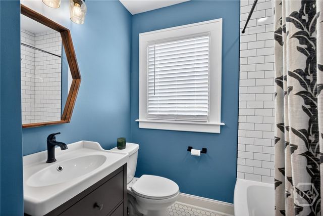 2142 E 43rd Street, Savannah, GA 31404