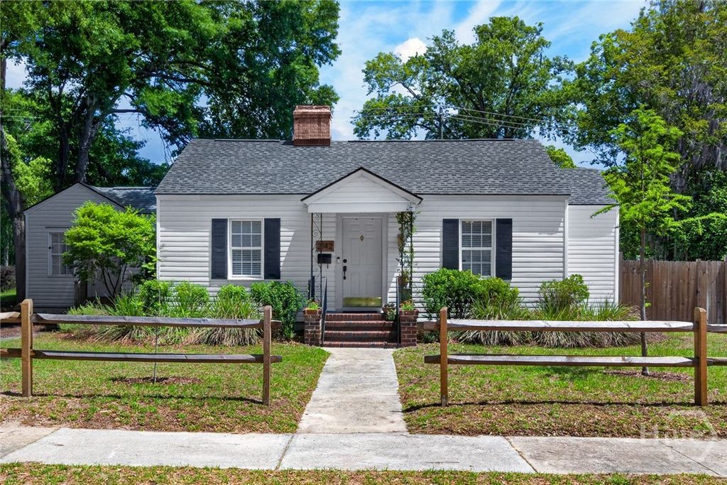 2142 E 43rd Street, Savannah, GA 31404