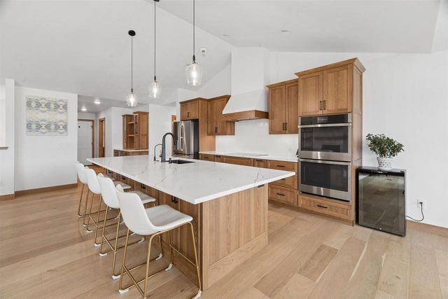 N9263 LAURA STREET, Appleton, WI 54915