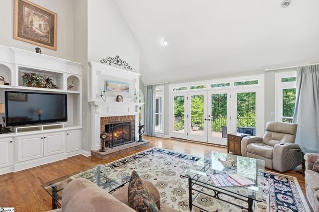 224 Keeneland Way, Greer, SC 29651