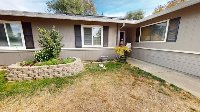 4589 Volo Mine Dr, Diamond Springs, CA 95619