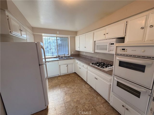 19442 Cliveden, Carson, CA 90746