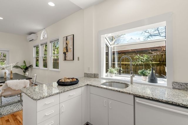 18A Highland Ave, Cambridge, MA 02139