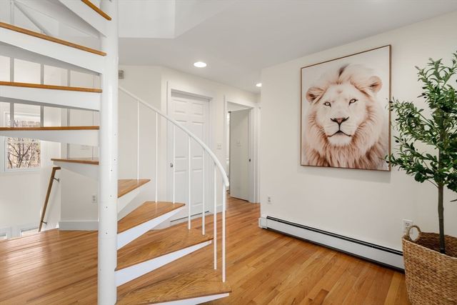 18A Highland Ave, Cambridge, MA 02139