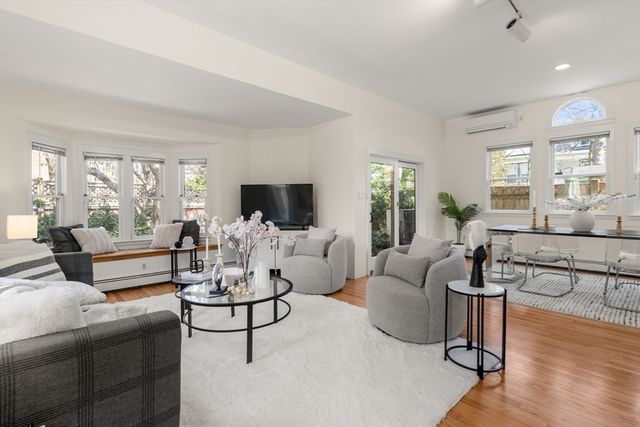 18A Highland Ave, Cambridge, MA 02139
