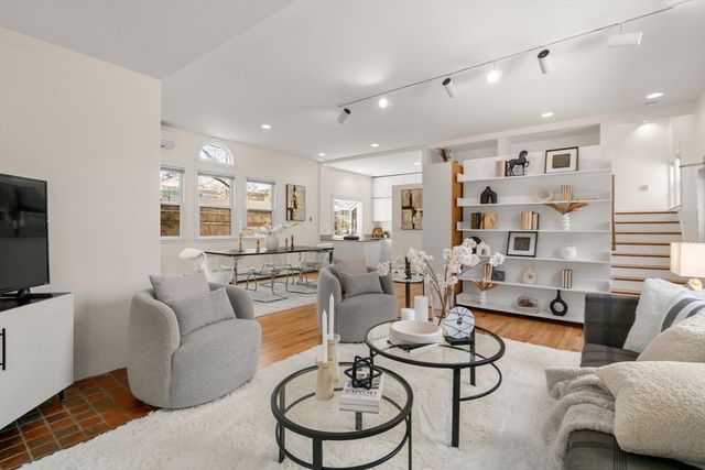 18A Highland Ave, Cambridge, MA 02139