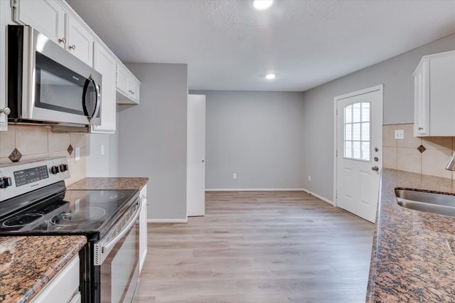 9407 Stockwell Drive, Houston, TX 77083