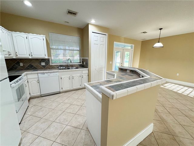 174 Mabry Street, Sebastian, FL 32958