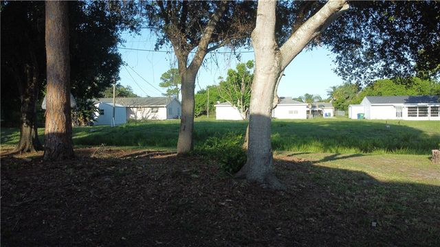 174 Mabry Street, Sebastian, FL 32958