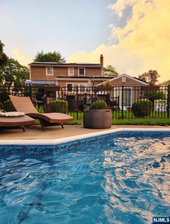 11 Benjamin Place, Pequannock Township, NJ 07440
