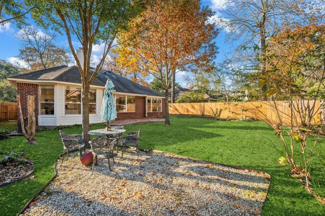 20814 Lake Park Trail, Kingwood, TX 77346