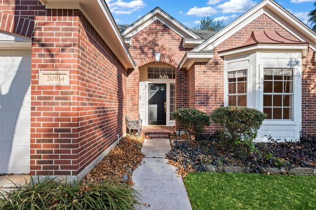20814 Lake Park Trail, Kingwood, TX 77346