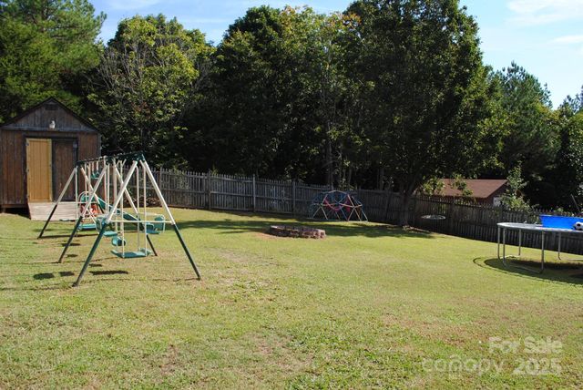 1211 Braxton Drive, Concord, NC 28025