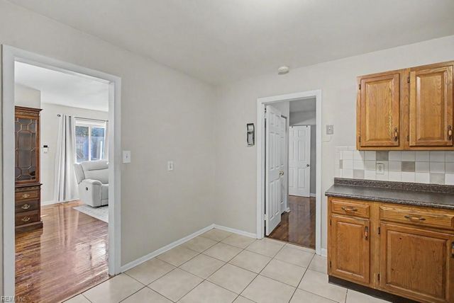 608 Cromer CT, Hampton, VA 23661