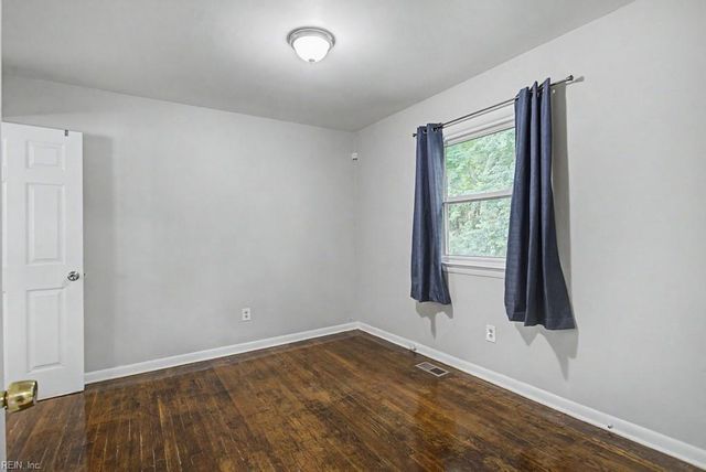 608 Cromer CT, Hampton, VA 23661