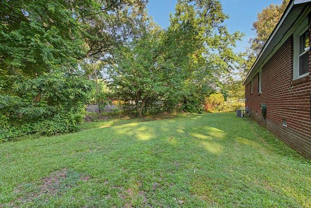 608 Cromer CT, Hampton, VA 23661