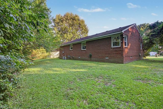 608 Cromer CT, Hampton, VA 23661