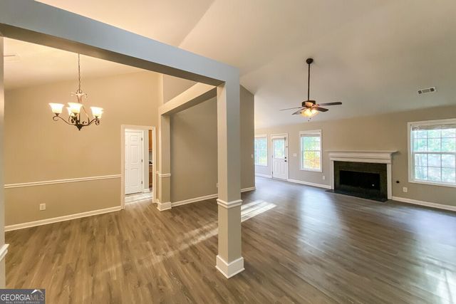 6697 Biscayne Boulevard, Rex, GA 30273