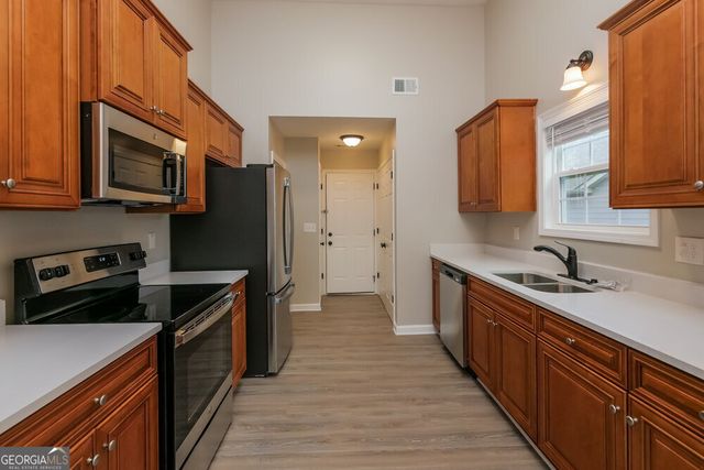 6697 Biscayne Boulevard, Rex, GA 30273