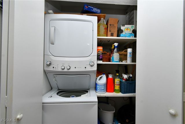 40 Heath Aster LN, Lehigh Acres, FL 33936