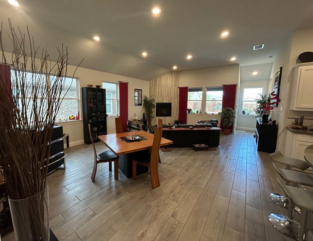 6512 Cedarhurst Court, Denton, TX 76226