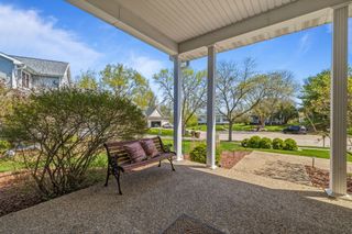 8564 Newbury Court, Johnston, IA 50131