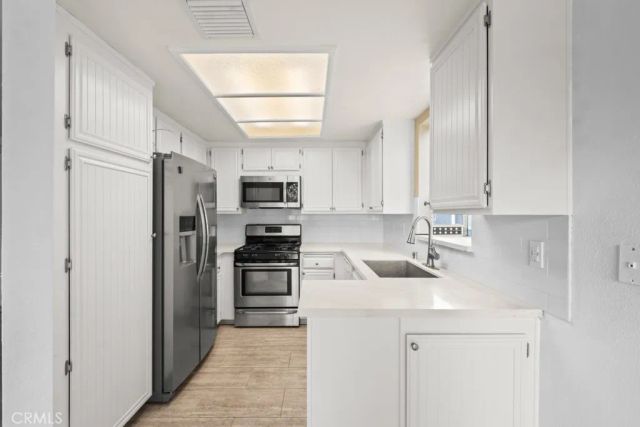 26974 Flo Lane 303, Canyon Country, CA 91351
