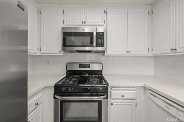 26974 Flo Lane 303, Canyon Country, CA 91351