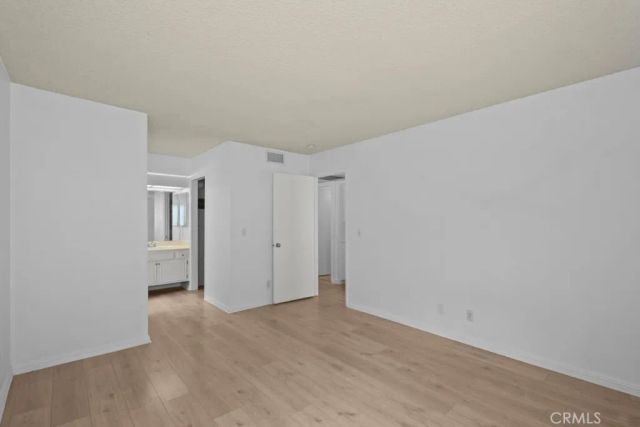 26974 Flo Lane 303, Canyon Country, CA 91351