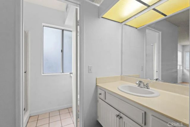 26974 Flo Lane 303, Canyon Country, CA 91351