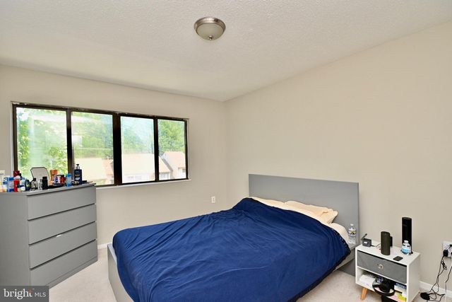 1813 OLD POST TER, Woodbridge, VA 22191