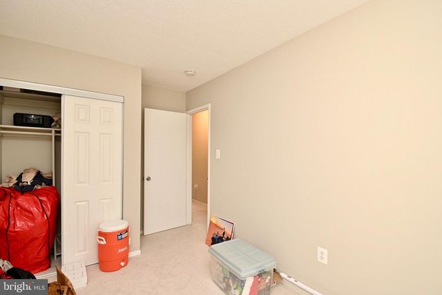 1813 OLD POST TER, Woodbridge, VA 22191