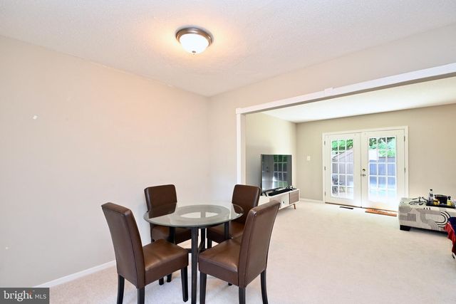 1813 OLD POST TER, Woodbridge, VA 22191