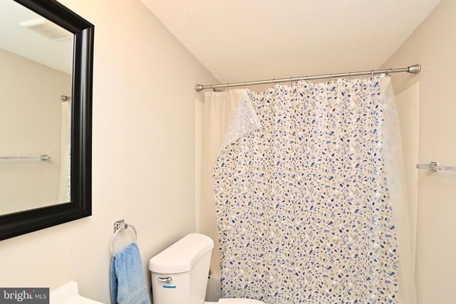 1813 OLD POST TER, Woodbridge, VA 22191