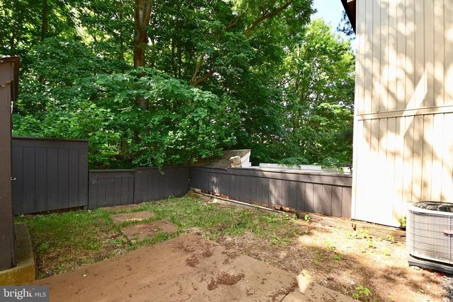 1813 OLD POST TER, Woodbridge, VA 22191