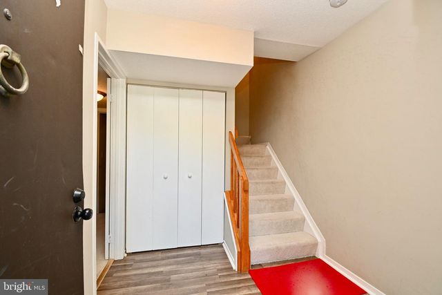 1813 OLD POST TER, Woodbridge, VA 22191
