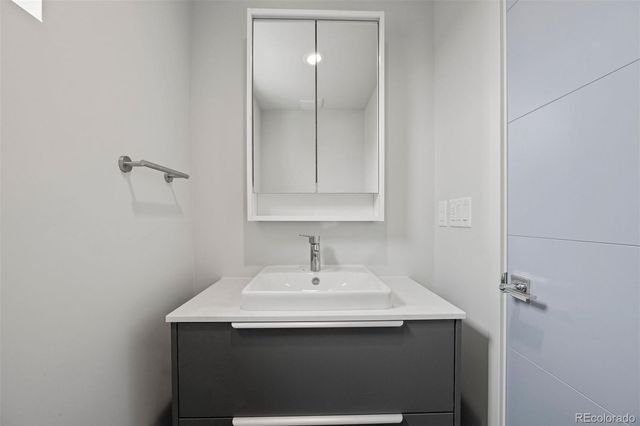 3155 W 26th Avenue L, Denver, CO 80211