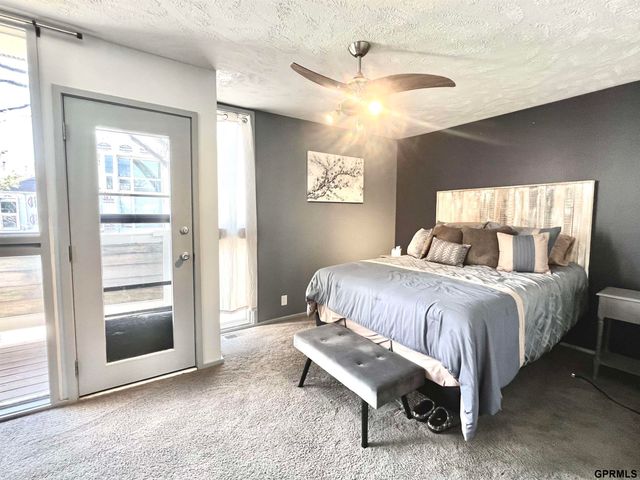 1617 N 109 Plaza, Omaha, NE 68154