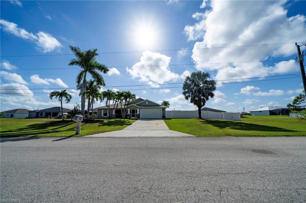 1807 37th AVE, CAPE CORAL, FL 33993 — exterior