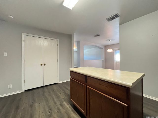 10618 N SHAENRIDGE, San Antonio, TX 78254