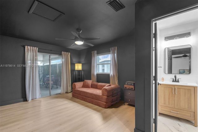 1180 NW 49th Ct, Deerfield Beach, FL 33064