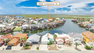 13545 CATAMARAN Dr, Corpus Christi, TX 78418