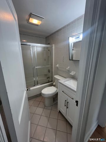 1094 Chase Parkway, Waterbury, CT 06708