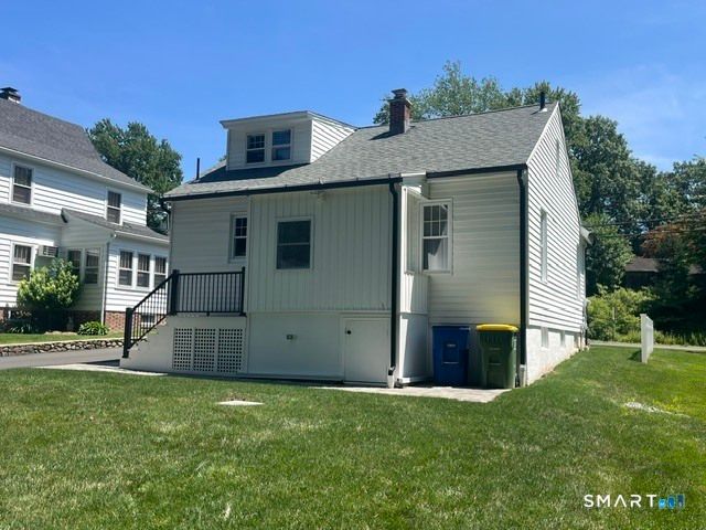 1094 Chase Parkway, Waterbury, CT 06708