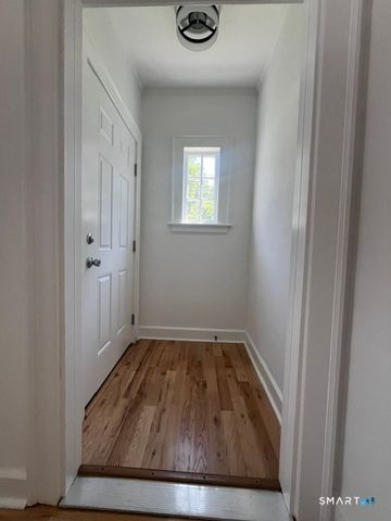 1094 Chase Parkway, Waterbury, CT 06708