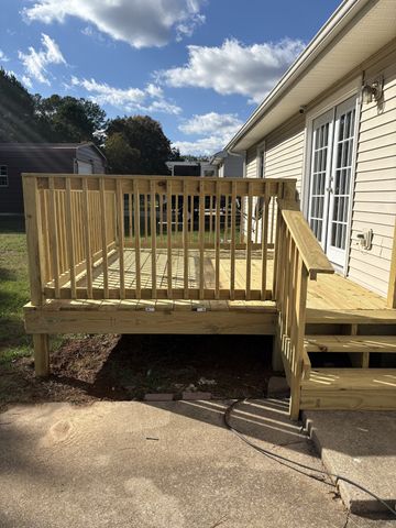 1494 Sunshine Dr, Clarksville, TN 37042